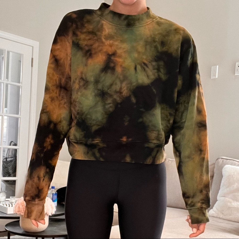 Cotton Citizen tie dye sweatshirt, Milan Crew sweatshirt Desert Mirage, …